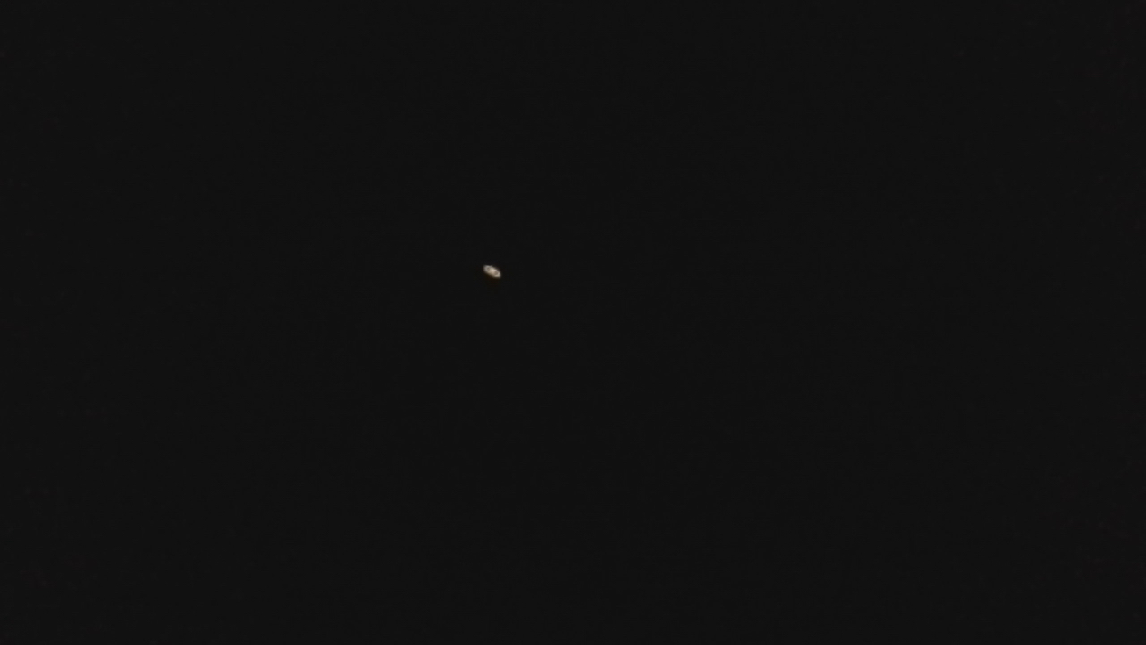 Saturno...con 10mm e barlow snapshot da filmato...un attimo più a fuoco